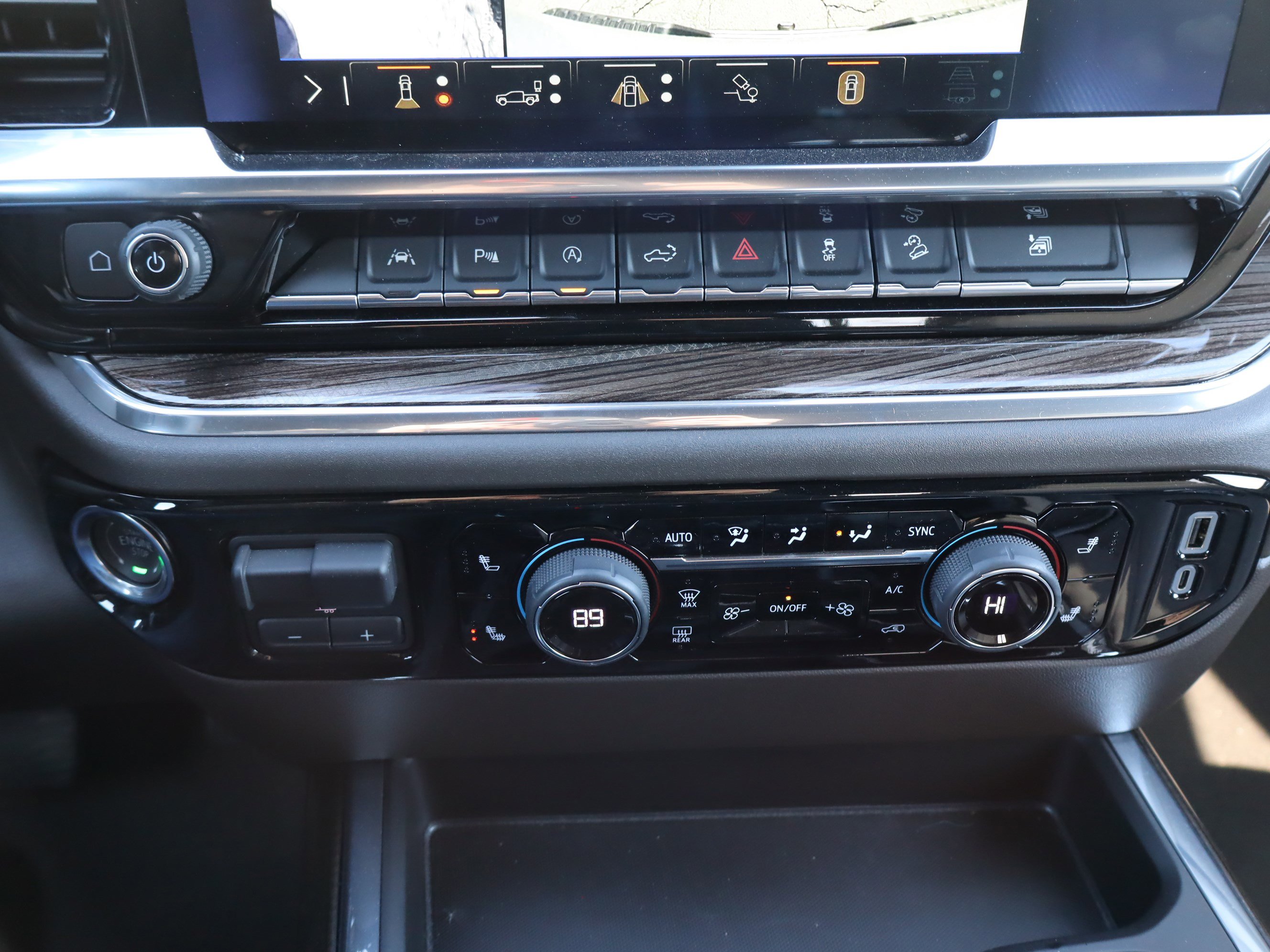 Used 2024 Chevrolet Silverado 1500 RST image 29