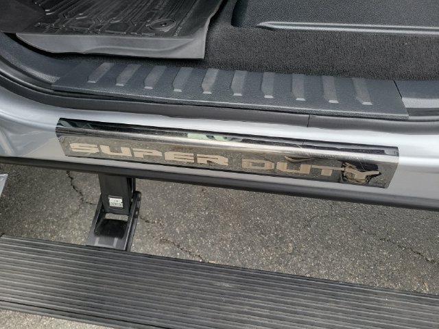 Certified 2022 Ford F250 Lariat w/ Black Appearance Package AWD/4WD image 27