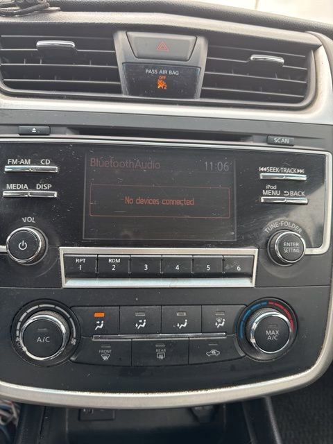 Used 2017 Nissan Altima 2.5 SR w/ Midnight Edition Package image 13