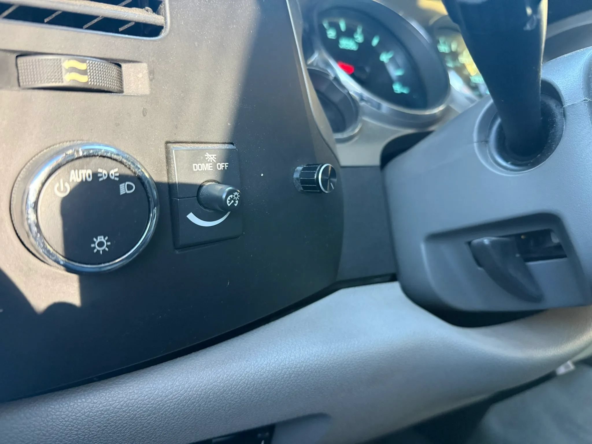 Used 2014 Chevrolet Silverado 2500 LT AWD/4WD image 15