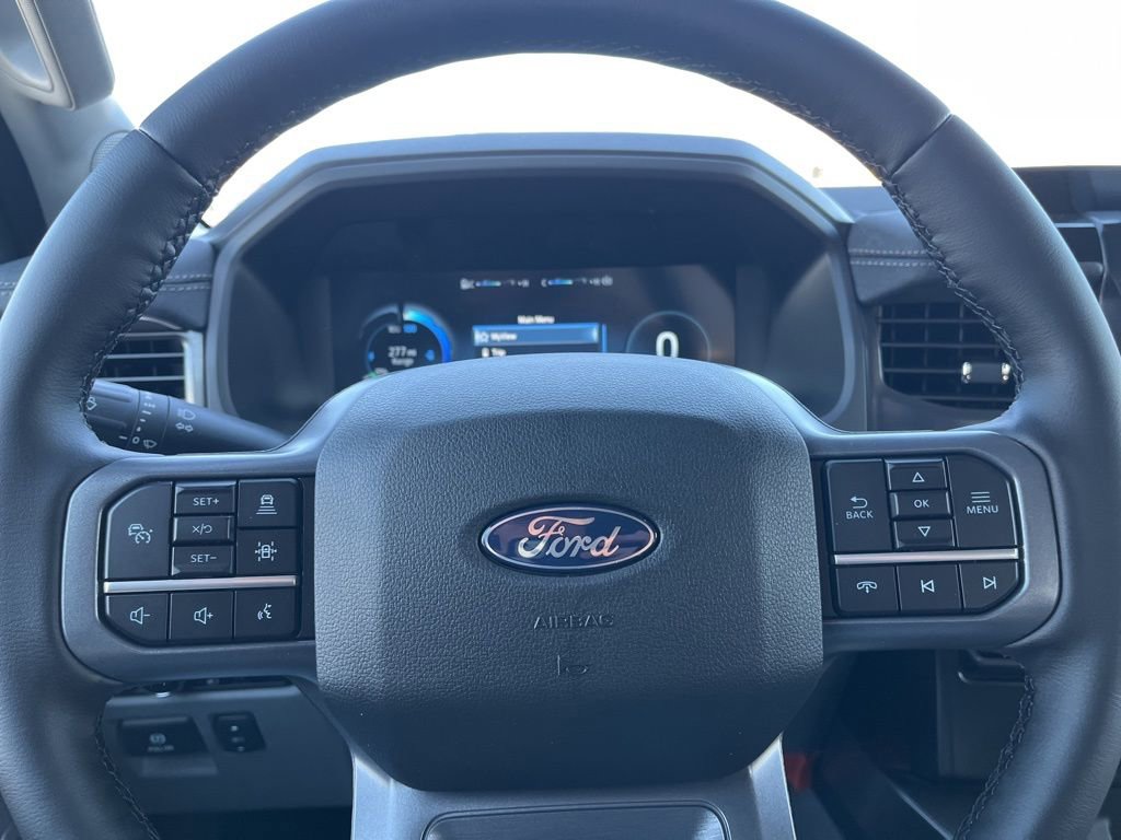 New 2025 Ford F150 Lightning Flash AWD/4WD image 13