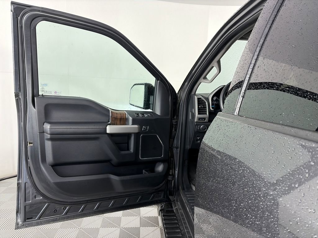 Used 2020 Ford F150 Lariat w/ Equipment Group 502A Luxury AWD/4WD image 10