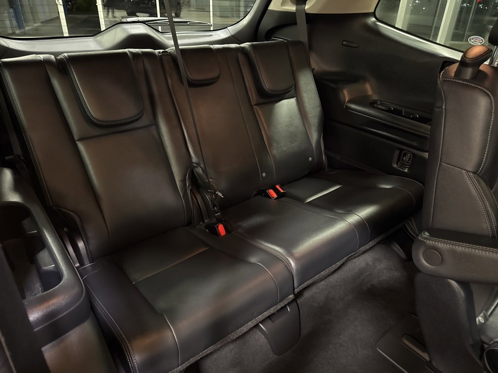 Used 2023 Subaru Ascent Limited image 17