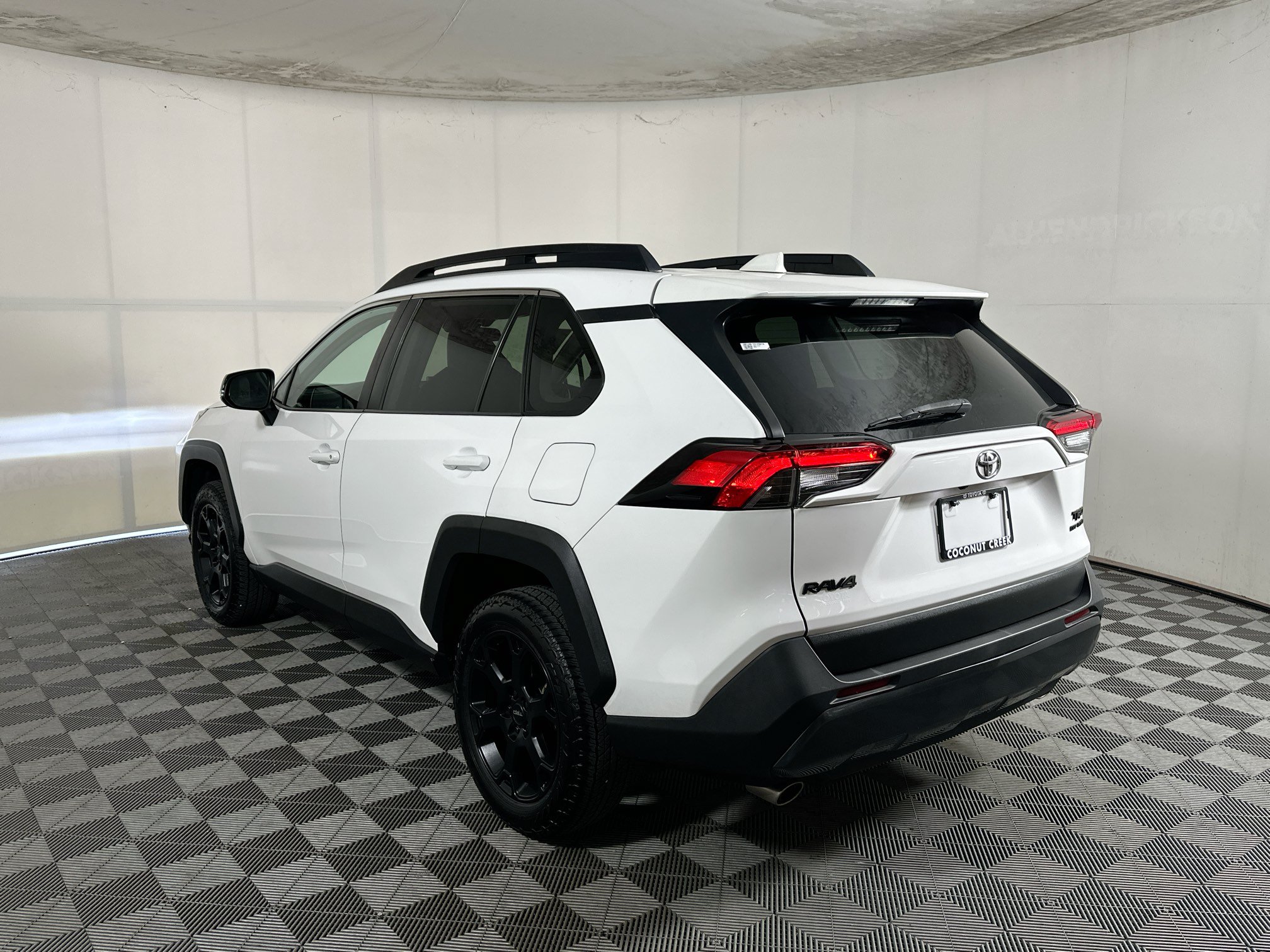 Used 2020 Toyota RAV4 TRD Off-Road w/ TRD Off-Road Weather Package AWD/4WD image 5