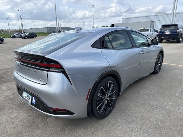 Used 2024 Toyota Prius XLE image 7