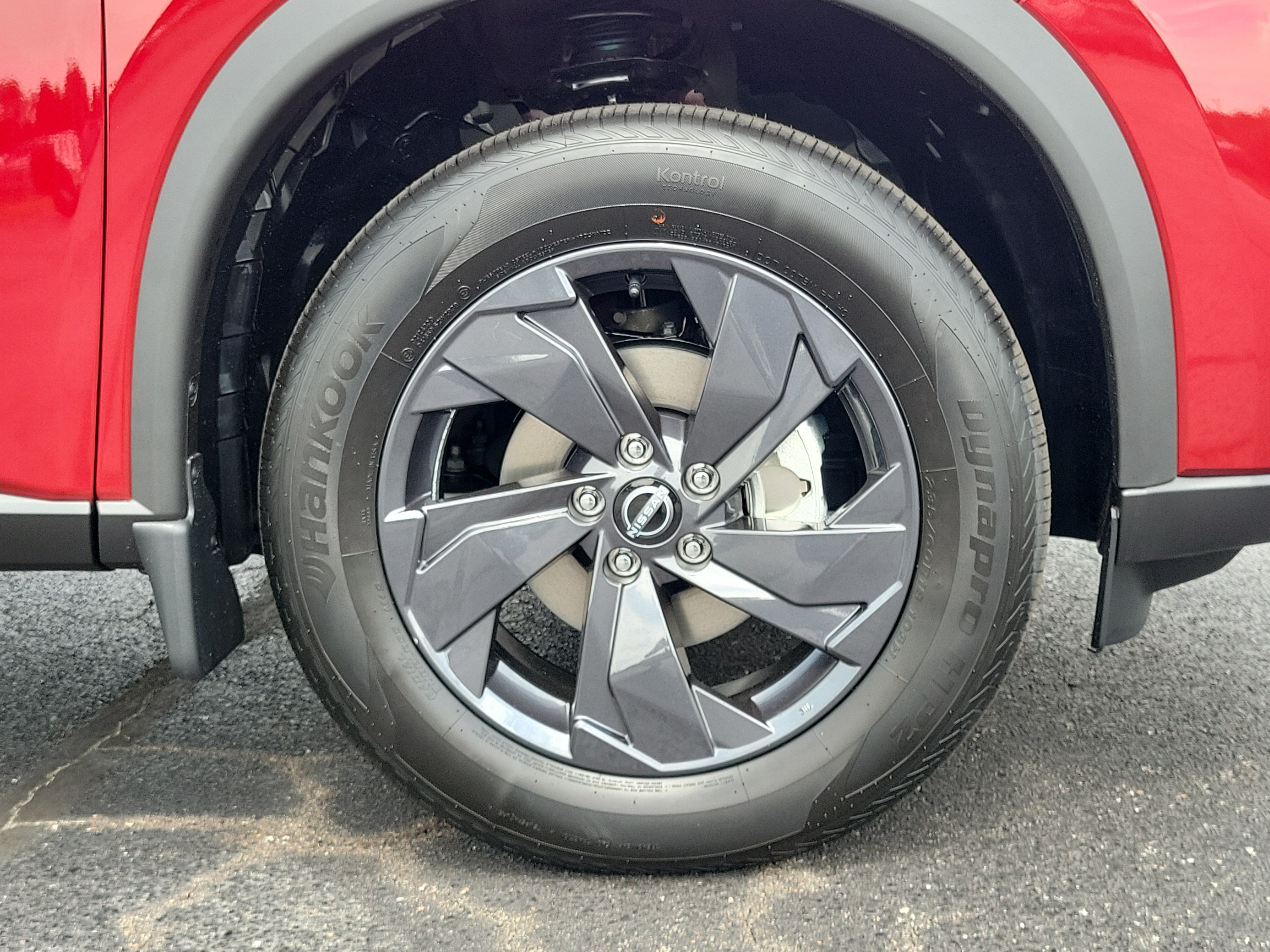 New 2026 Nissan Rogue SV w/ Cold Weather Package AWD/4WD image 5