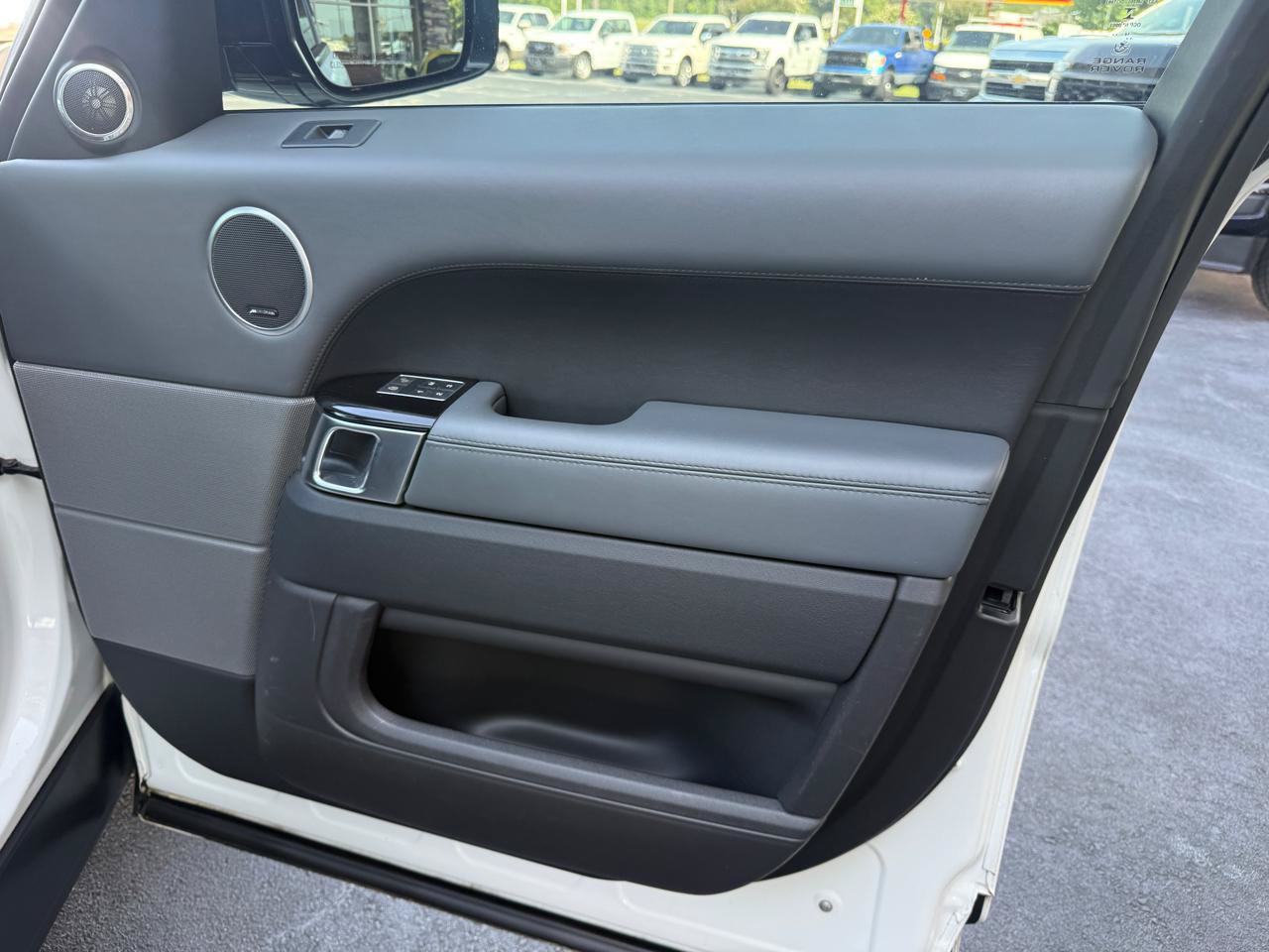 Used 2015 Land Rover Range Rover Sport Autobiography AWD/4WD image 14