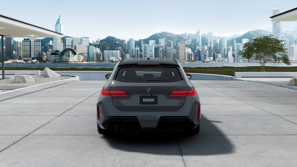 New 2027 BMW M5 Touring AWD/4WD image 5