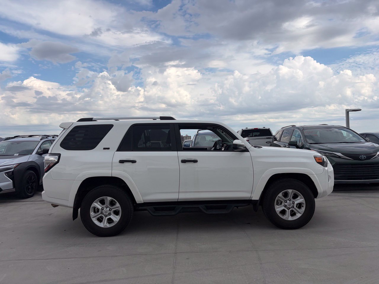 Used 2024 Toyota 4Runner SR5 AWD/4WD image 3