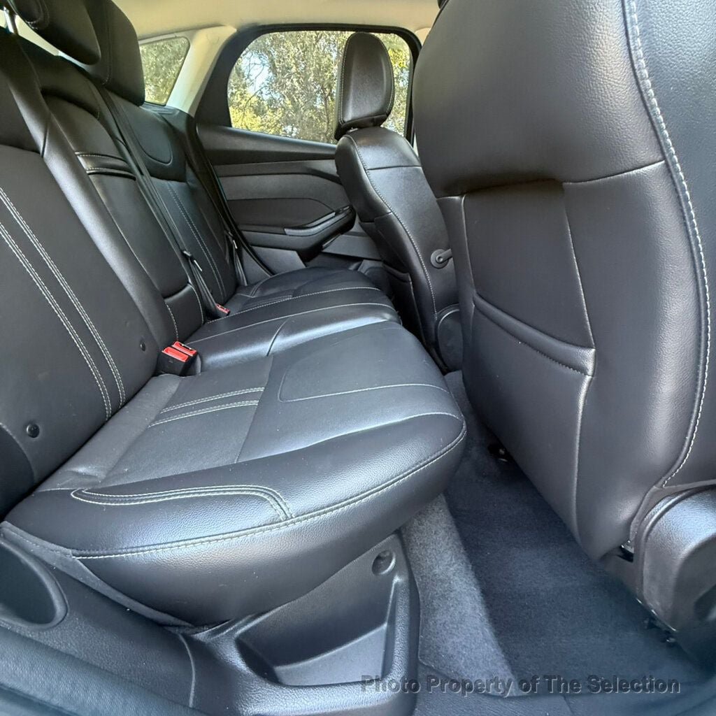 Used 2012 Ford Focus Titanium FWD image 40