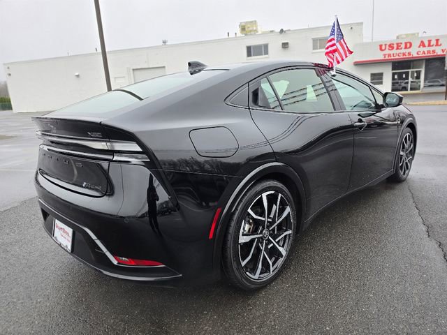 Used 2024 Toyota Prius Prime Premium FWD image 7