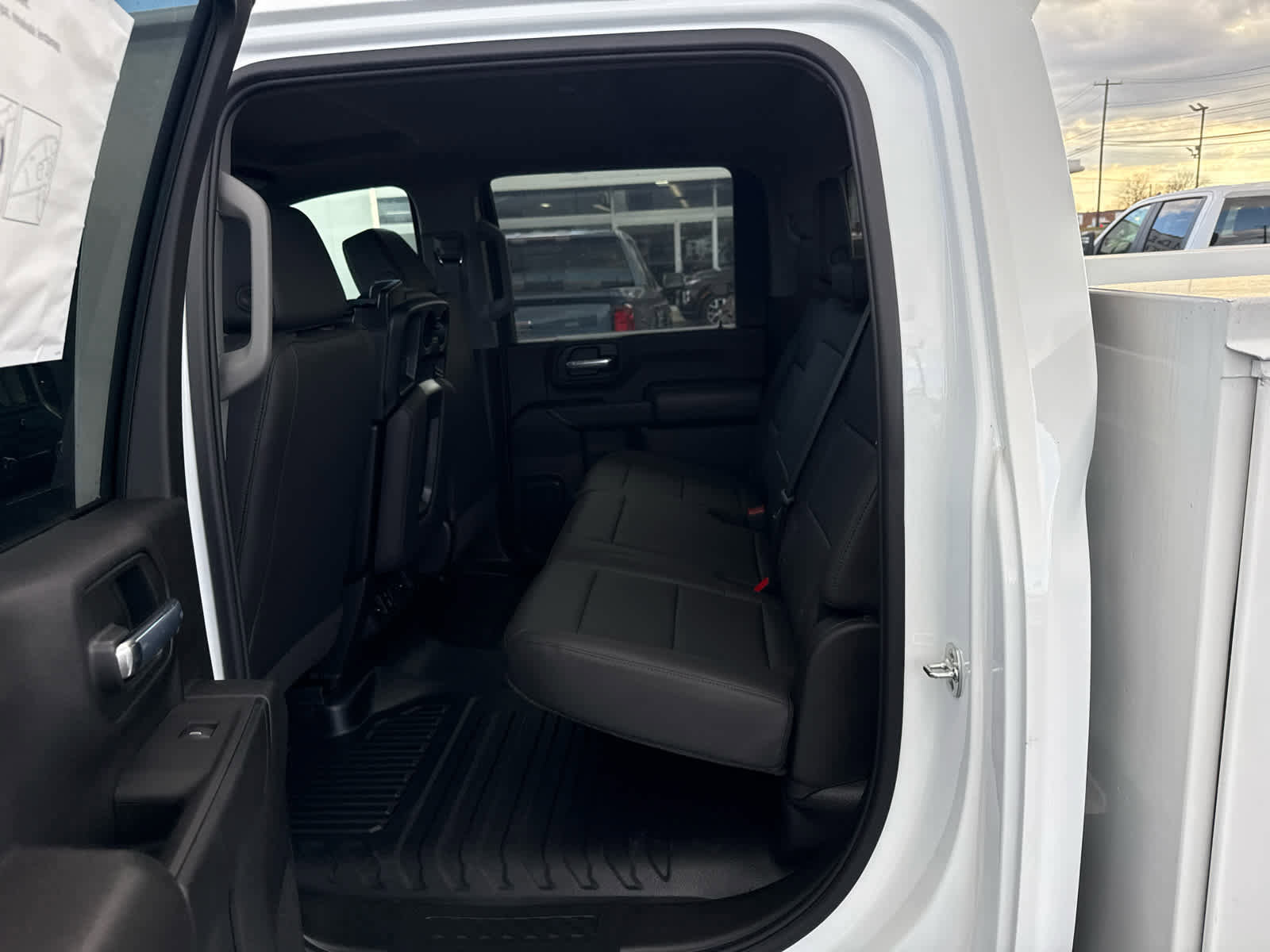 New 2025 GMC Sierra 2500 Pro w/ Convenience Package image 17