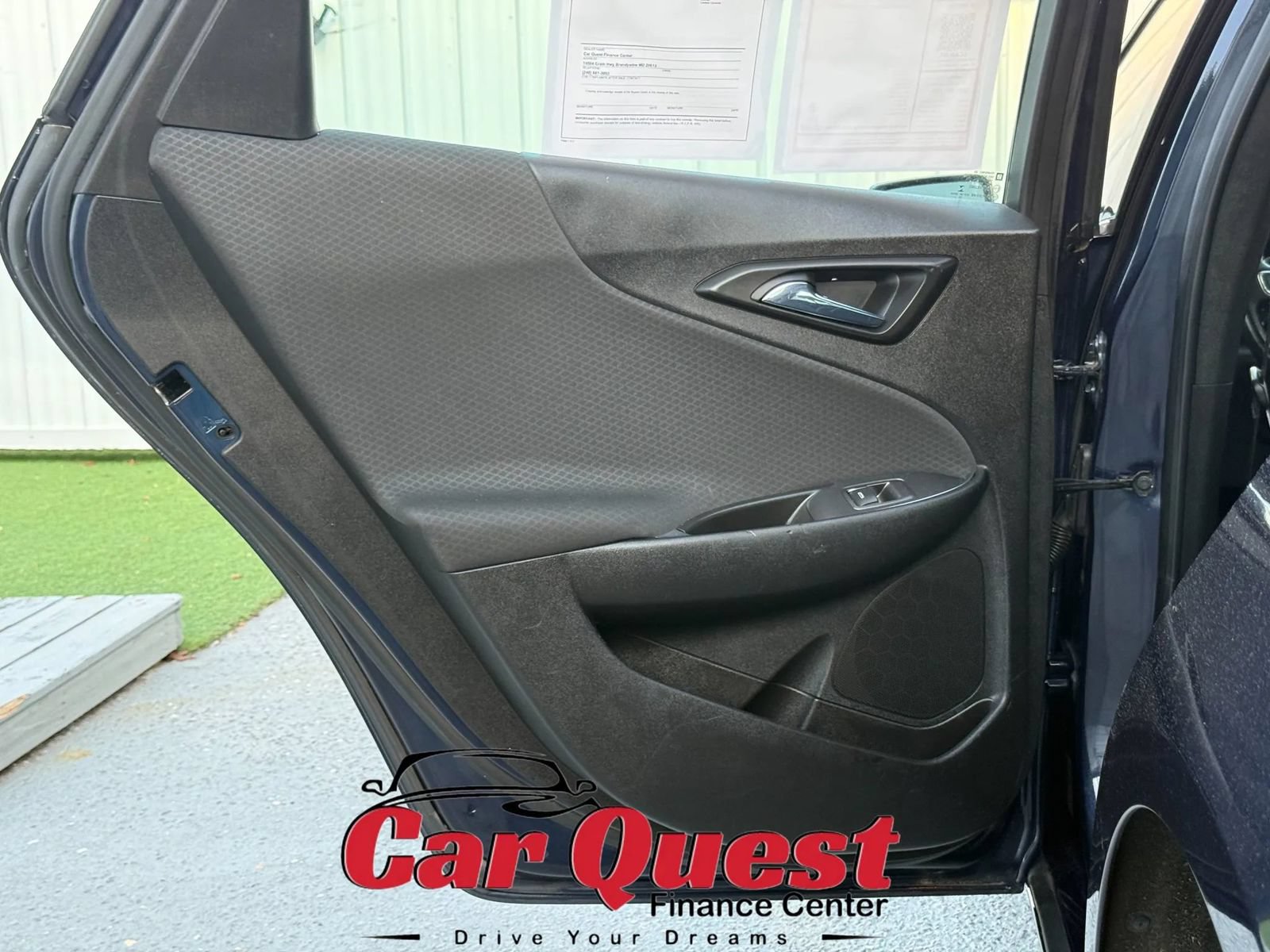 Used 2016 Chevrolet Malibu LT FWD image 13