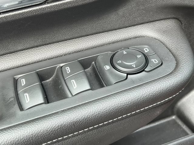Used 2024 GMC Terrain SLT w/ Elevation Edition AWD/4WD image 18