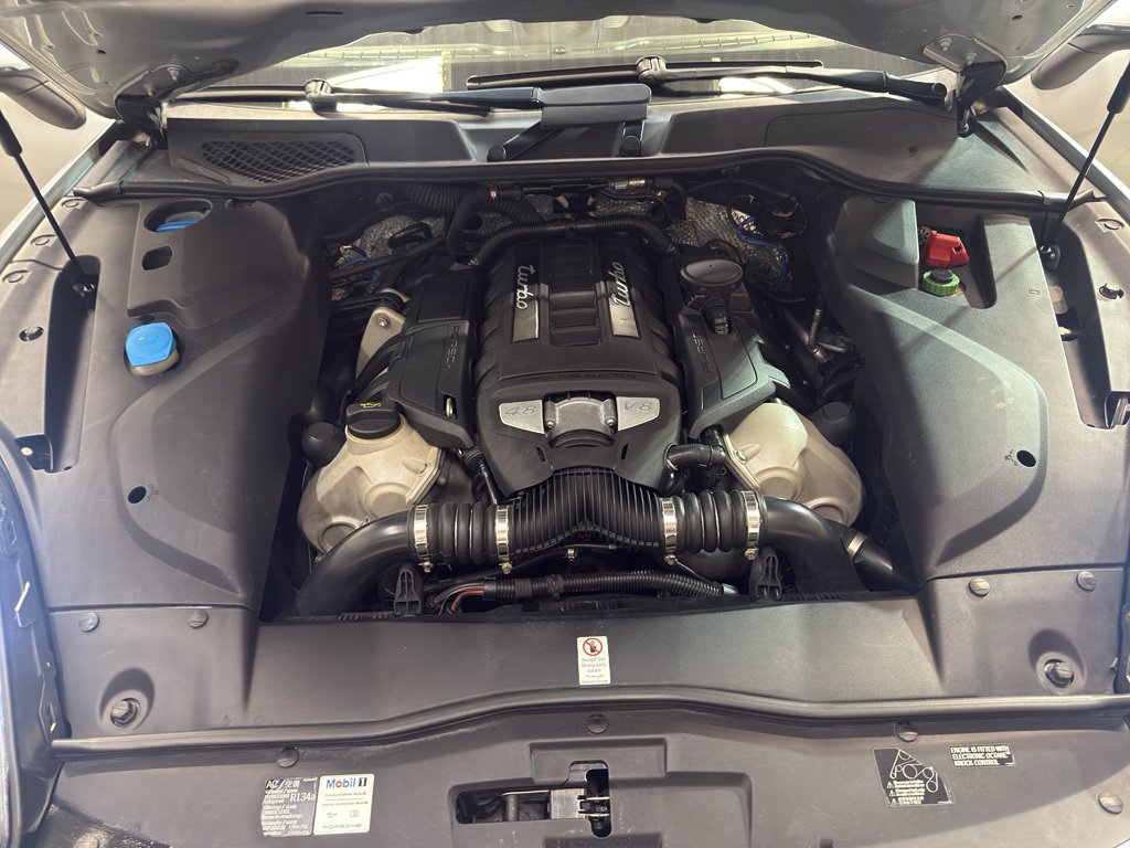 Used 2016 Porsche Cayenne Turbo AWD/4WD image 35