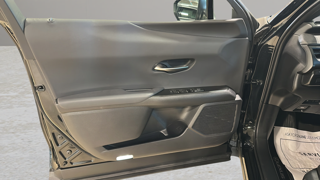 New 2026 Lexus UX 300h AWD image 13