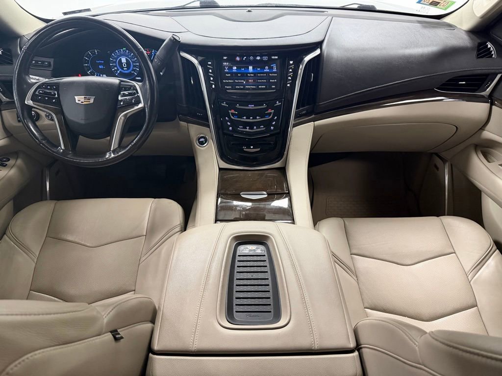 Used 2019 Cadillac Escalade Premium Luxury image 15
