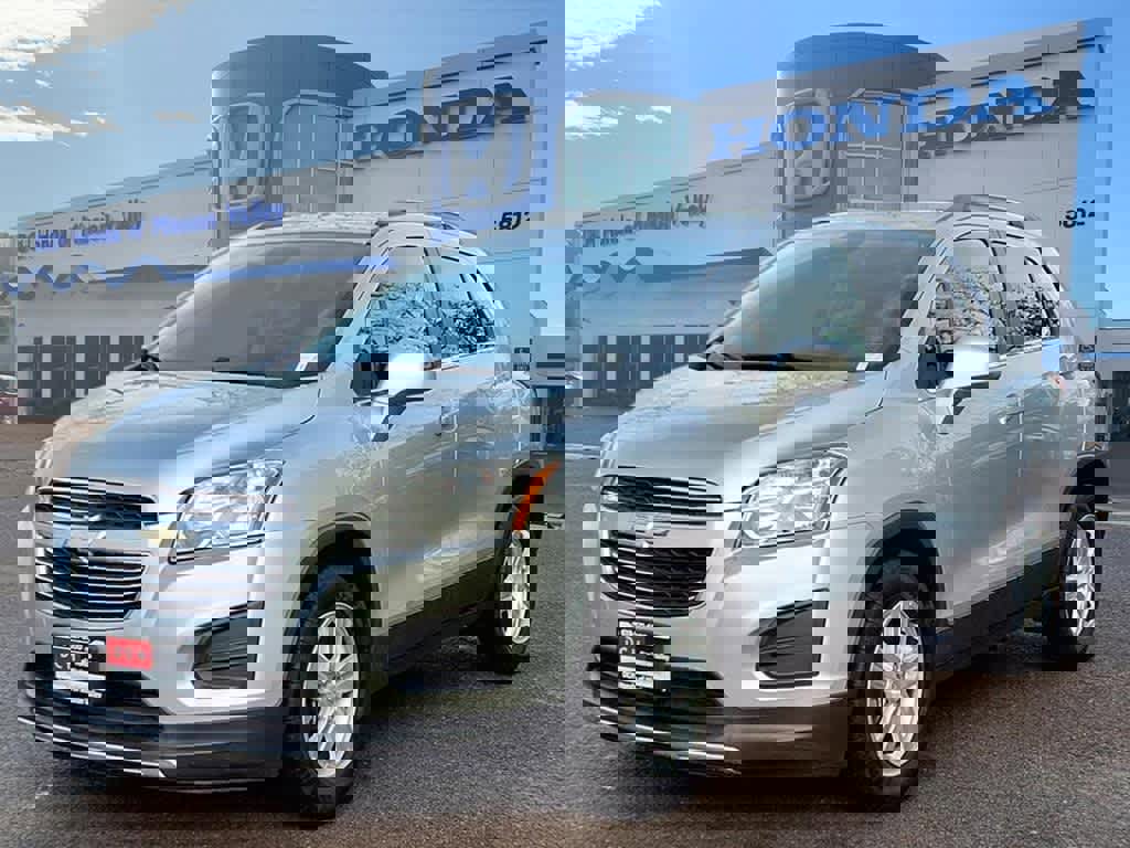 Used 2016 Chevrolet Trax LT image 1