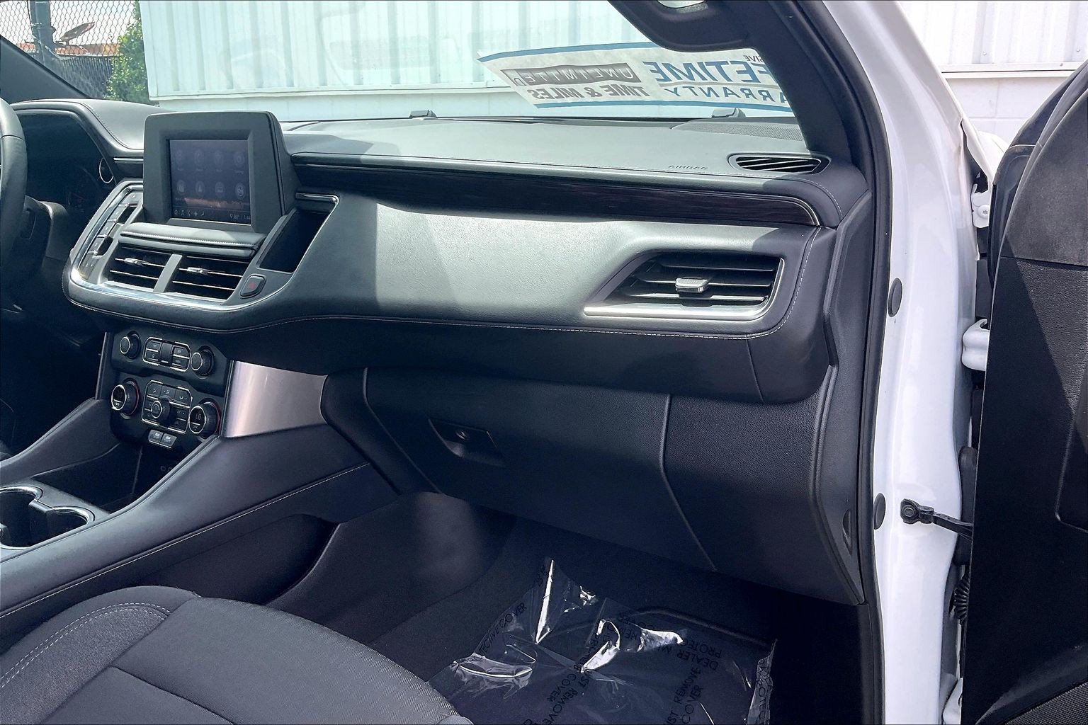 Used 2024 Chevrolet Tahoe LS AWD/4WD image 19