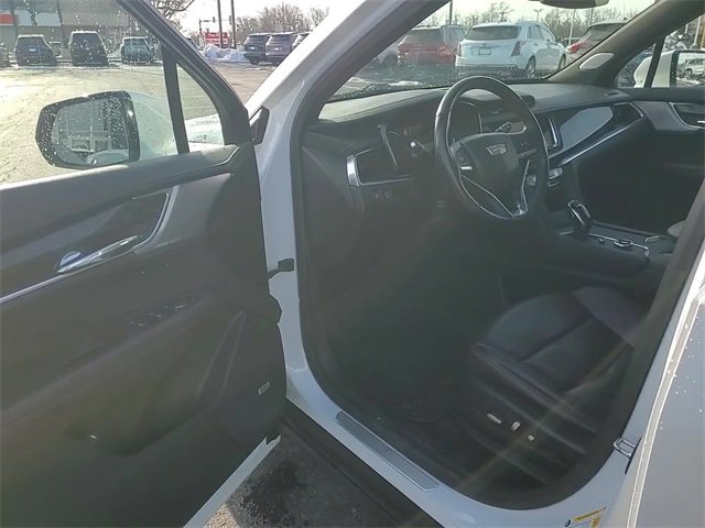 Certified 2022 Cadillac XT6 Premium Luxury image 11