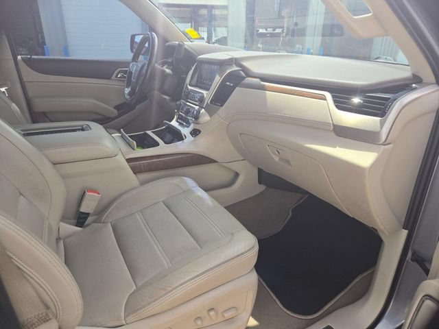 Used 2020 GMC Yukon XL Denali w/ Denali Premium Package AWD/4WD image 25