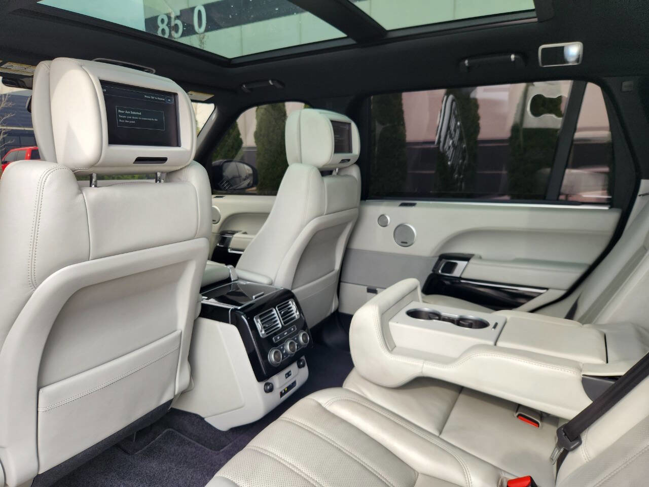 Used 2016 Land Rover Range Rover Long Wheelbase Supercharged AWD/4WD image 23