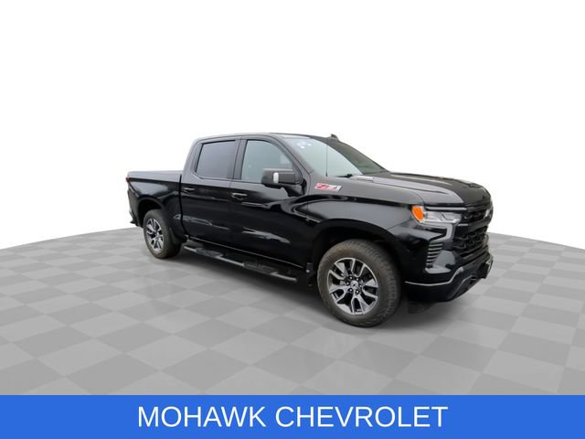 Used 2025 Chevrolet Silverado 1500 RST w/ Convenience Package II AWD/4WD image 2