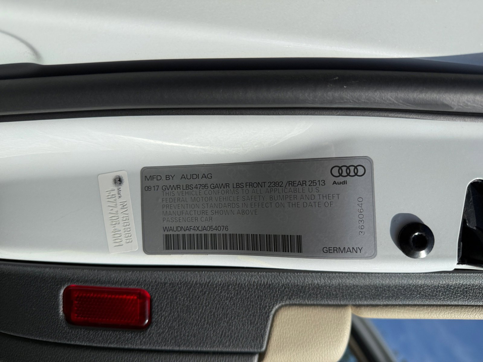 Used 2018 Audi A4 2.0T Premium w/ Convenience Package image 23