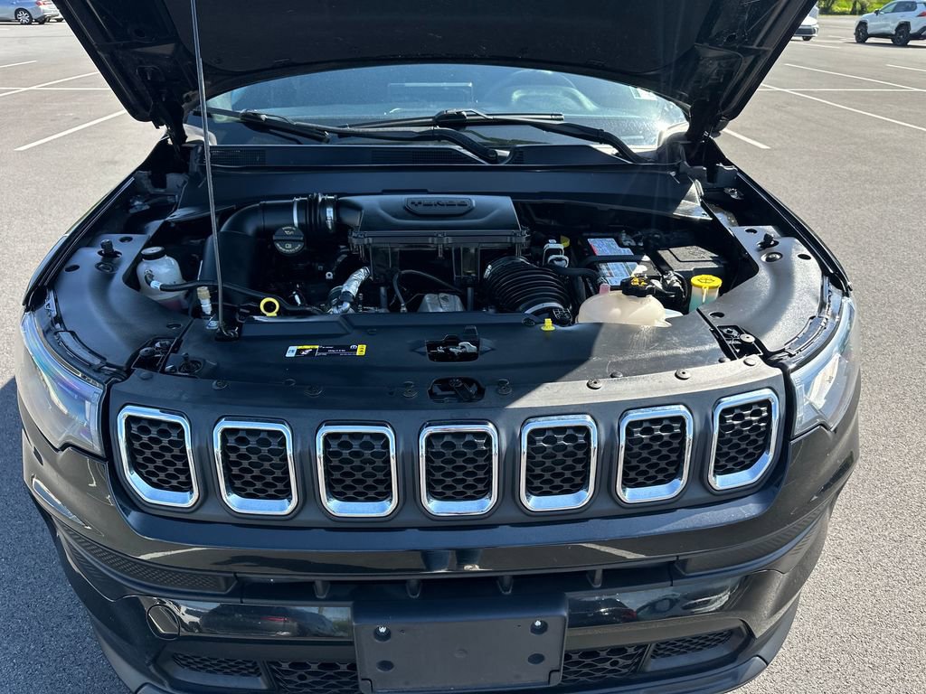Used 2023 Jeep Compass Sport AWD/4WD image 10