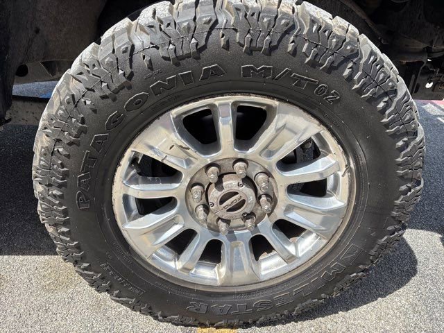 Used 2020 Ford F350 Limited AWD/4WD image 9