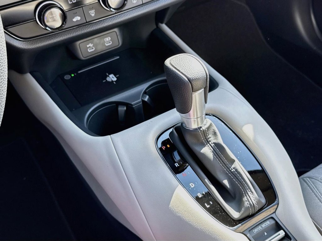 New 2027 Honda HR-V LX image 18