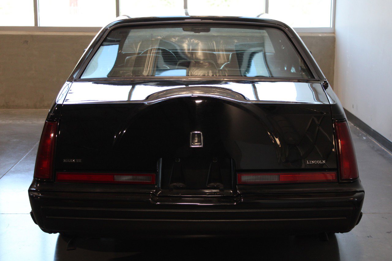 Used 1991 Lincoln Mark VII LSC image 10