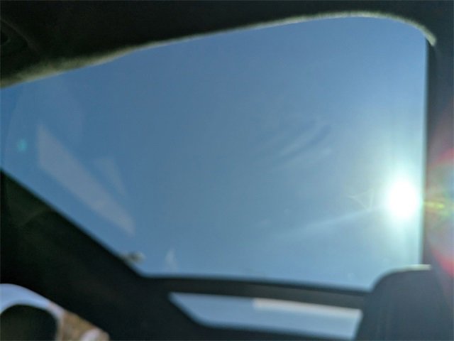 Used 2026 Jaguar F-PACE R-Dynamic S image 21