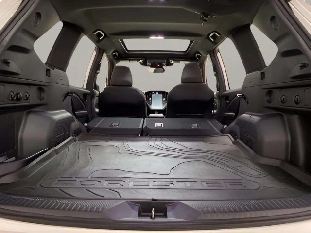 Used 2025 Subaru Forester Premium AWD/4WD image 87