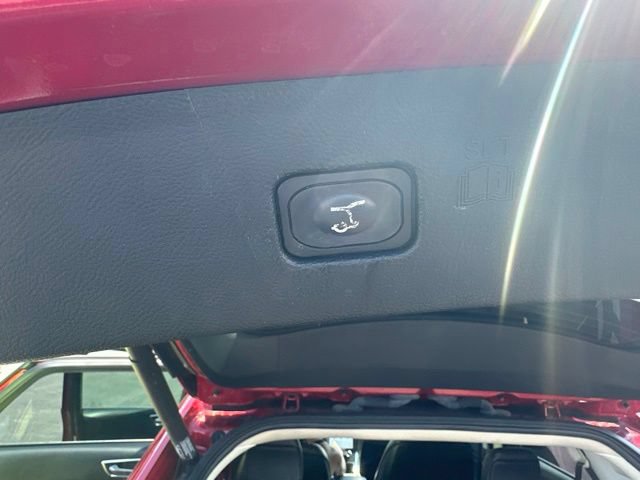 Used 2022 Ford Edge Titanium AWD/4WD image 25