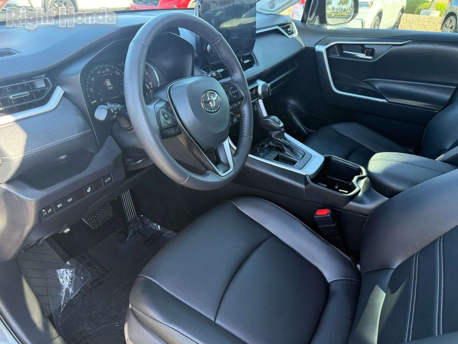 Used 2024 Toyota RAV4 XLE Premium w/ Weather Package image 11