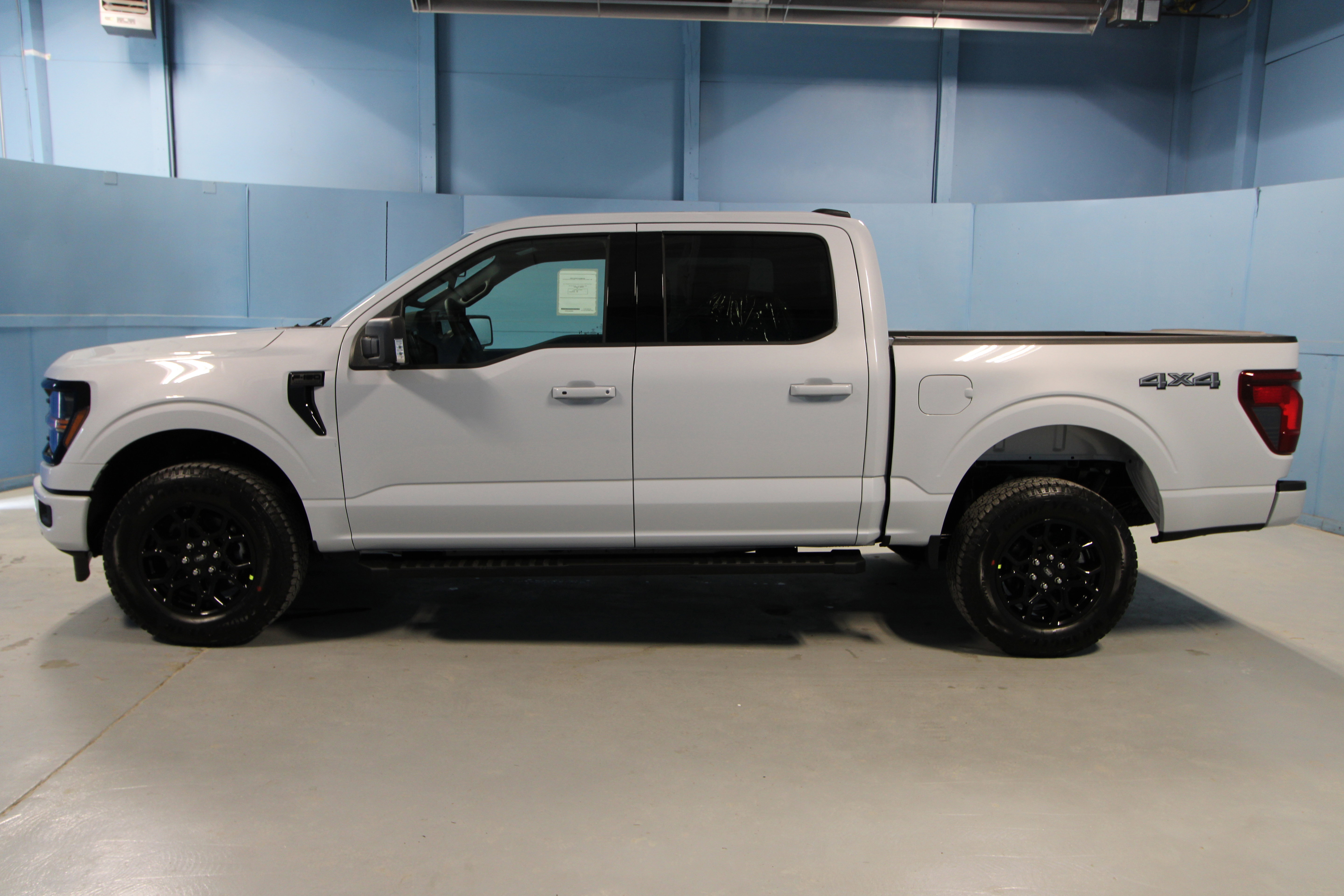 New 2025 Ford F150 XLT w/ Equipment Group 302A MID AWD/4WD image 29