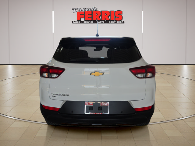 Used 2022 Chevrolet TrailBlazer LS AWD/4WD image 6