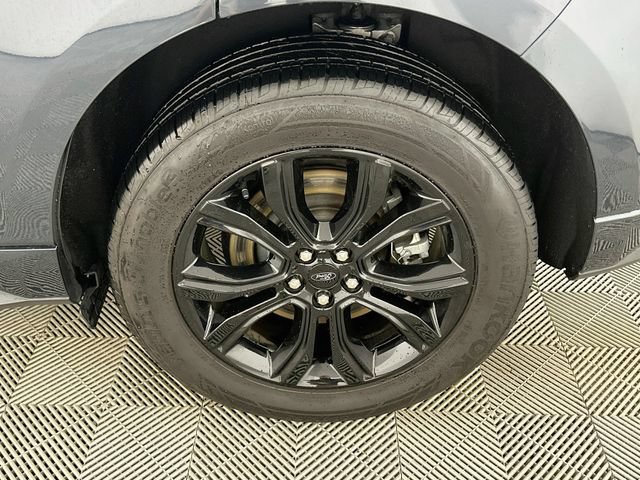 Used 2024 Ford Edge SE w/ Black Appearance Package AWD/4WD image 21