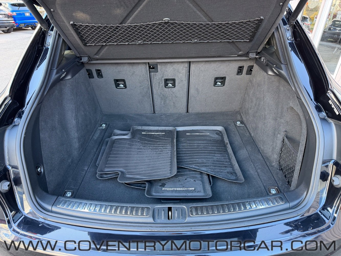 Used 2020 Porsche Macan Turbo image 18