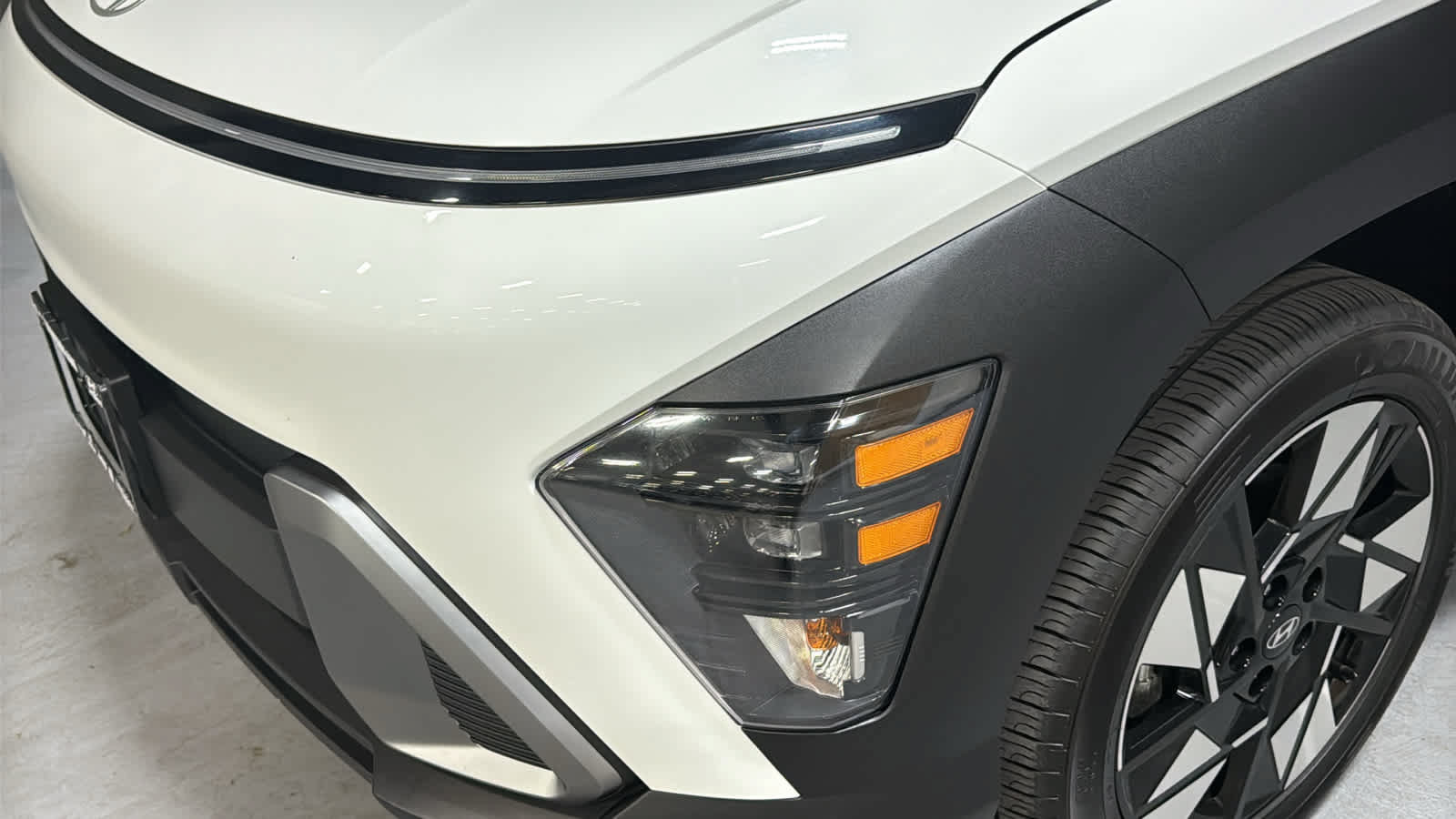 Used 2024 Hyundai Kona SEL AWD/4WD image 8