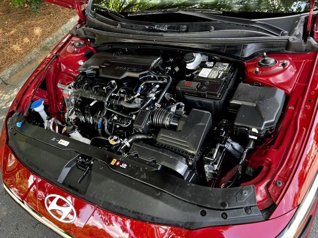 Used 2024 Hyundai Elantra Limited image 53