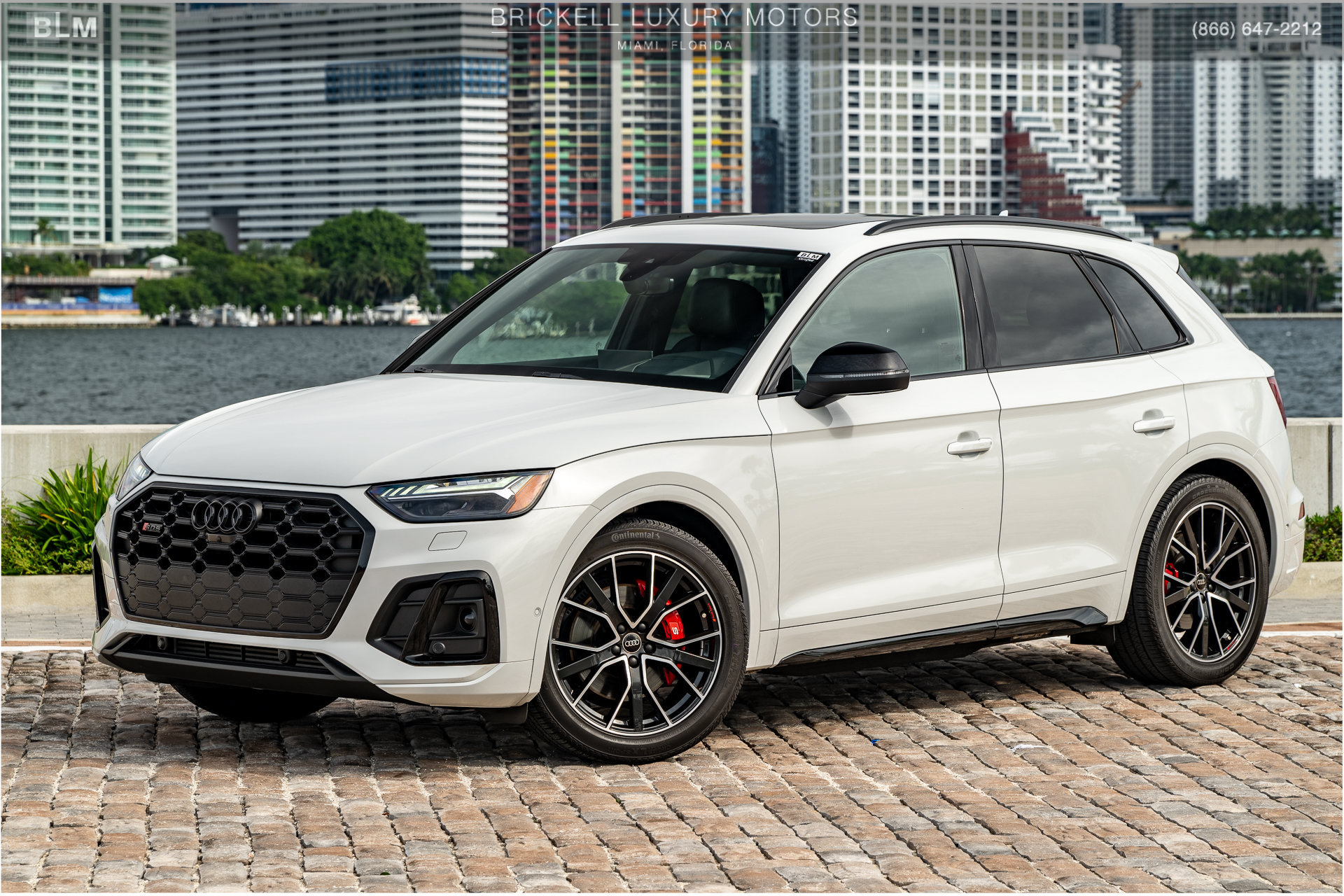 Used 2024 Audi SQ5 Prestige AWD/4WD image 9