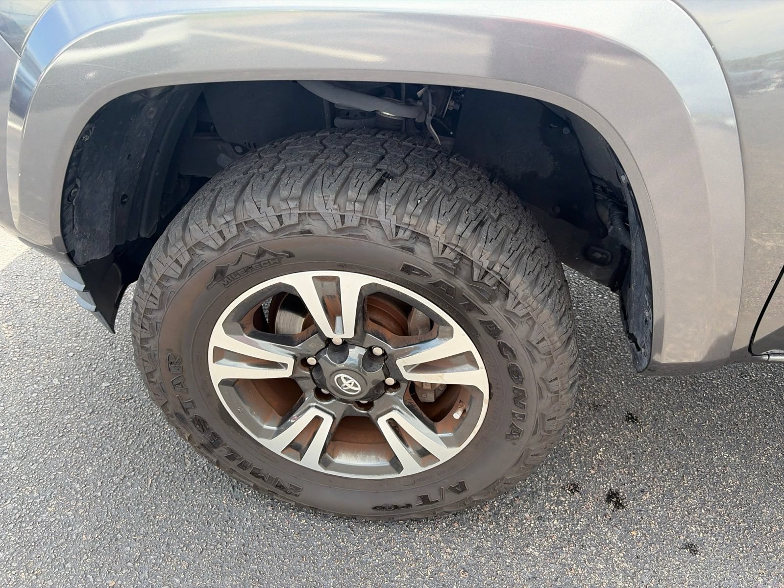 Used 2018 Toyota Tacoma TRD Sport RWD image 12