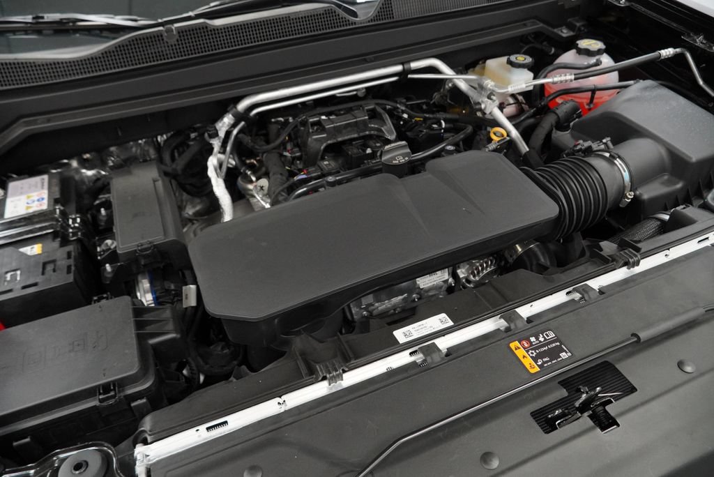 New 2026 Chevrolet Colorado LT w/ LT Convenience Package AWD/4WD image 38