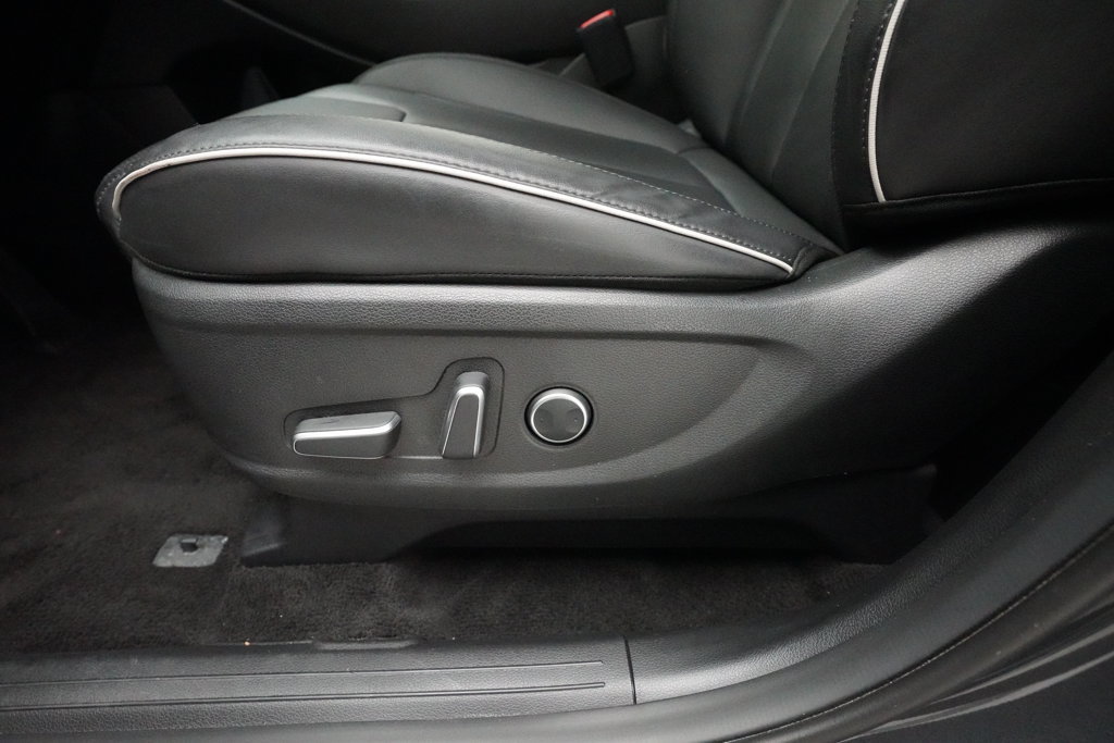 Used 2025 Hyundai Palisade SEL AWD/4WD image 29