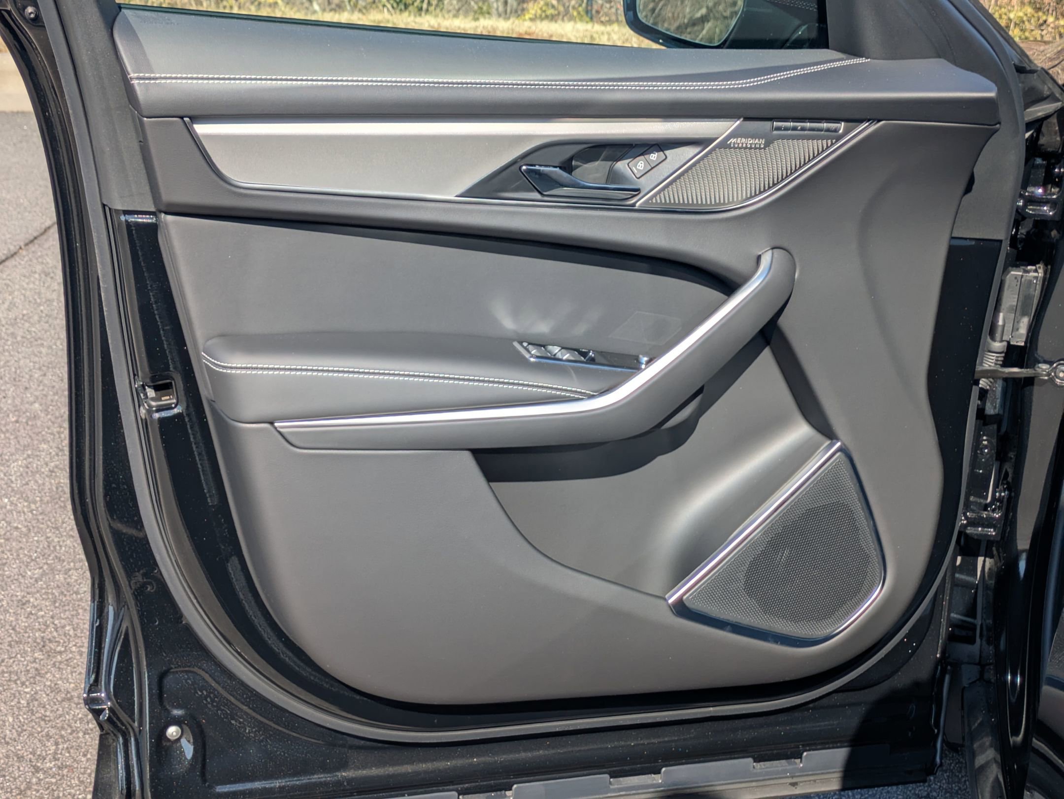 New 2026 Jaguar F-PACE R-Dynamic S image 21