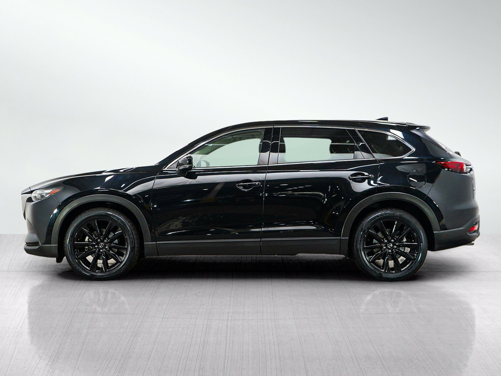 Used 2023 MAZDA CX-9 Touring Plus AWD/4WD image 2