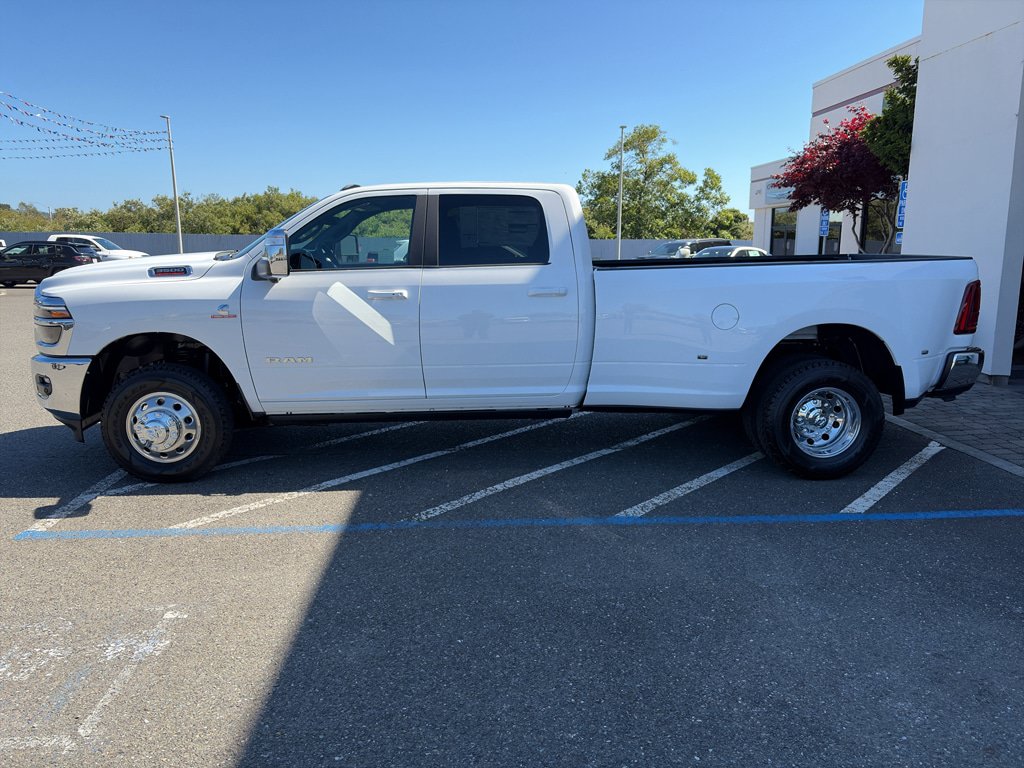 New 2026 RAM 3500 Laramie AWD/4WD image 6