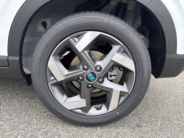 Used 2025 Hyundai Venue Limited image 53